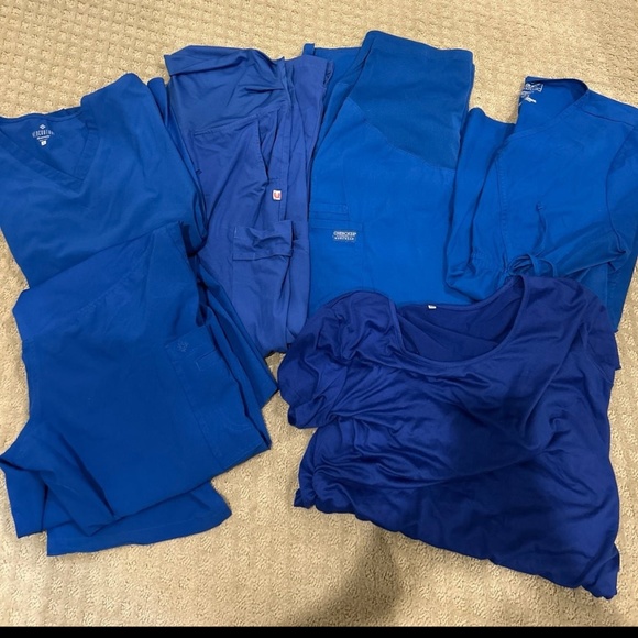 Royal blue maternity scrubs - Picture 1 of 1